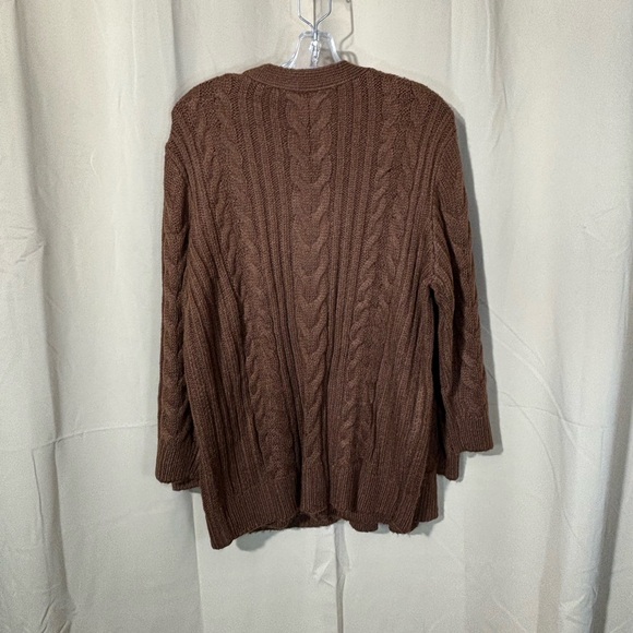 EUC Reclaimed (vintage) Sweater from TV film set - Picture 5 of 5